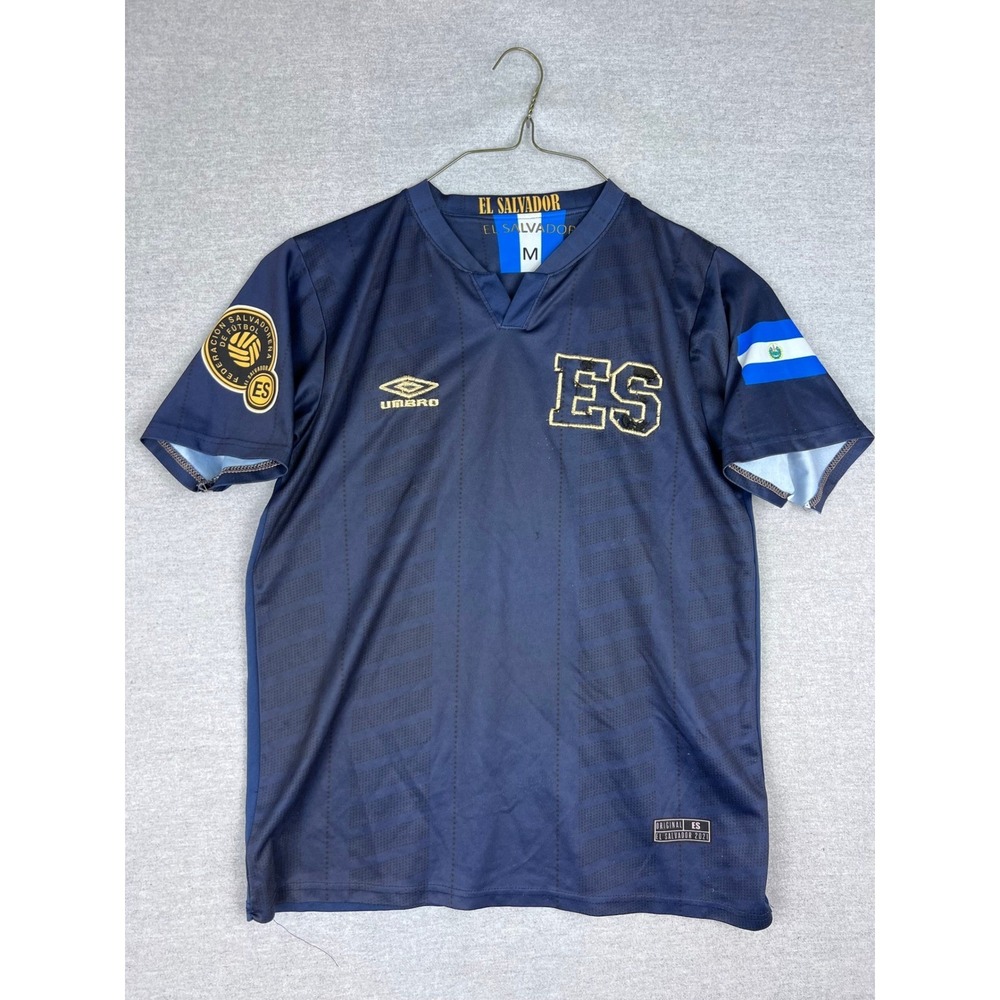 Umbro El Salvador Soccer Jersey Navy Blue Gold Mens Medium 2021 ES FLAWS